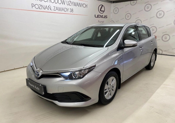 Toyota Auris cena 64900 przebieg: 49957, rok produkcji 2017 z Lipiany małe 154